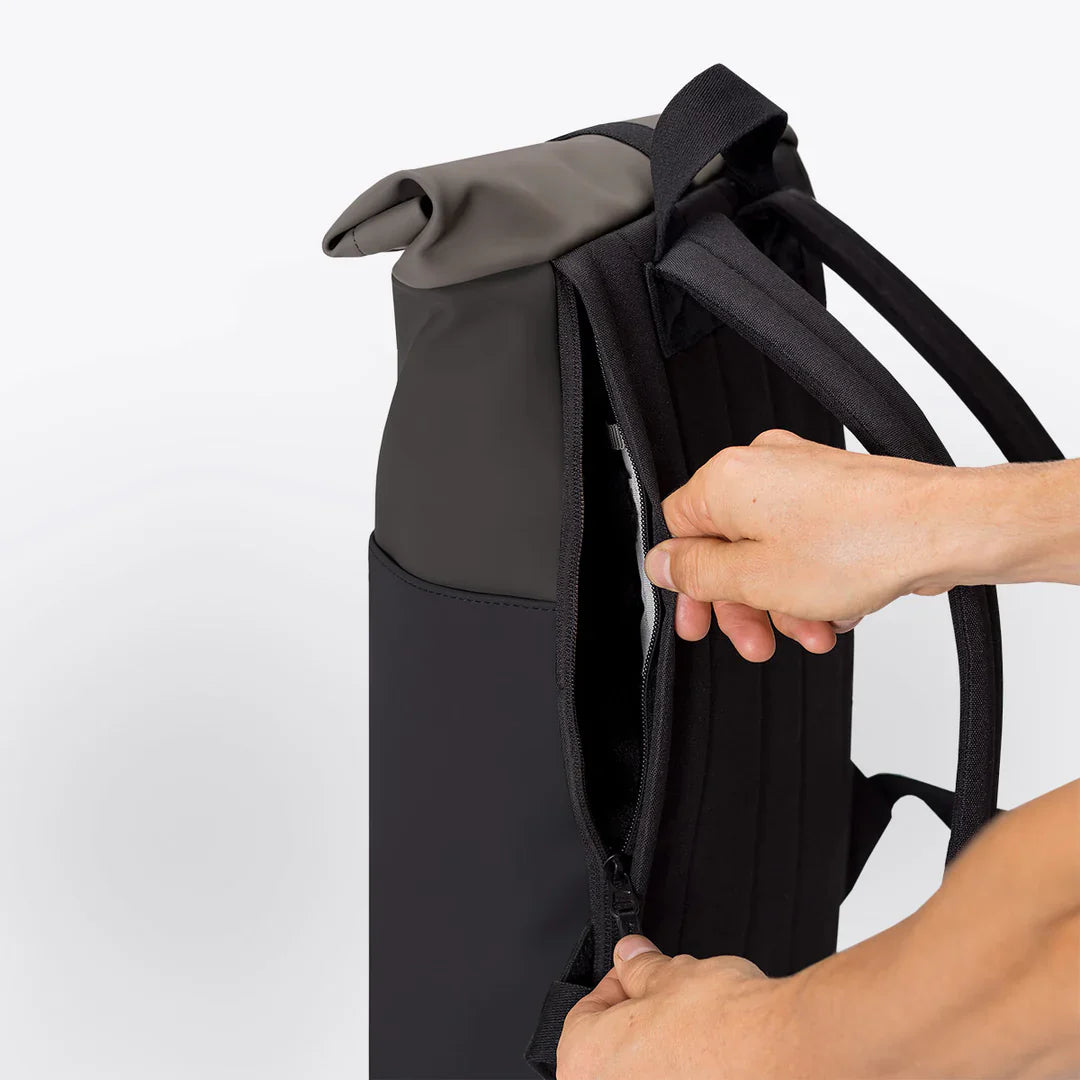 Hajo Medium Backpack in Dark Grey - Asphalt