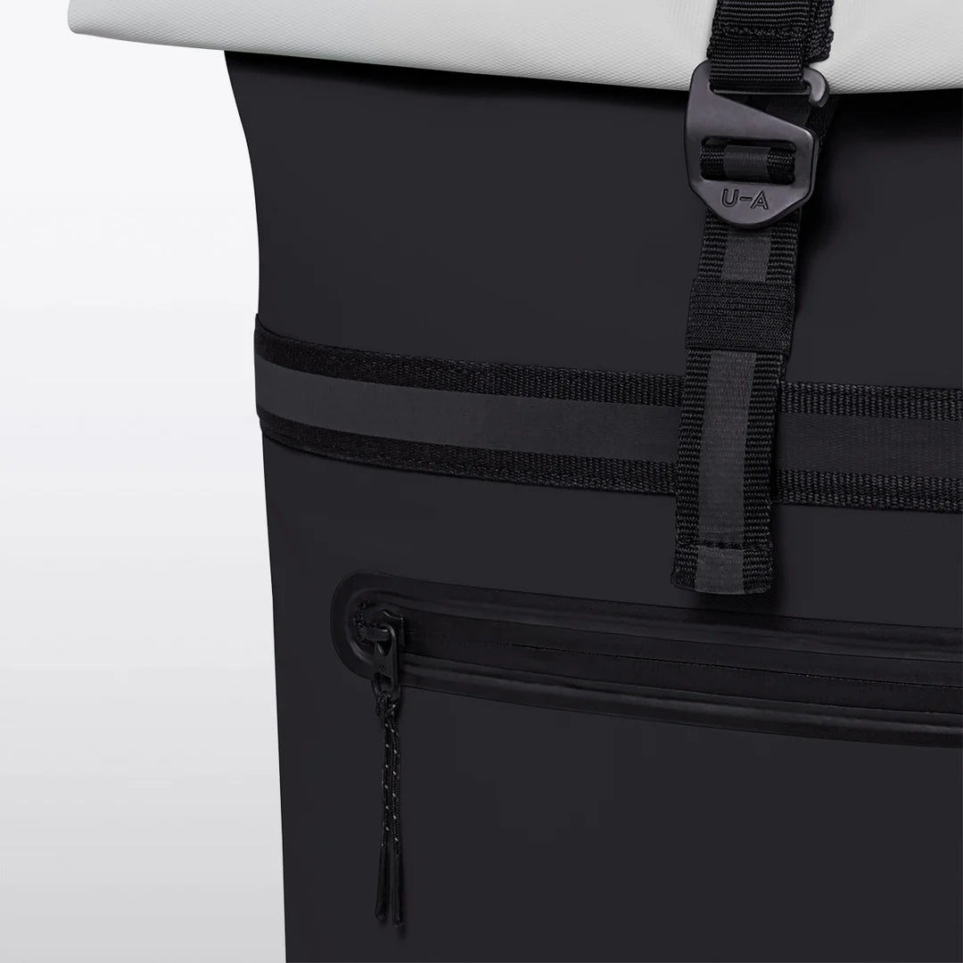 Niklas Backpack in Black Light - Grey