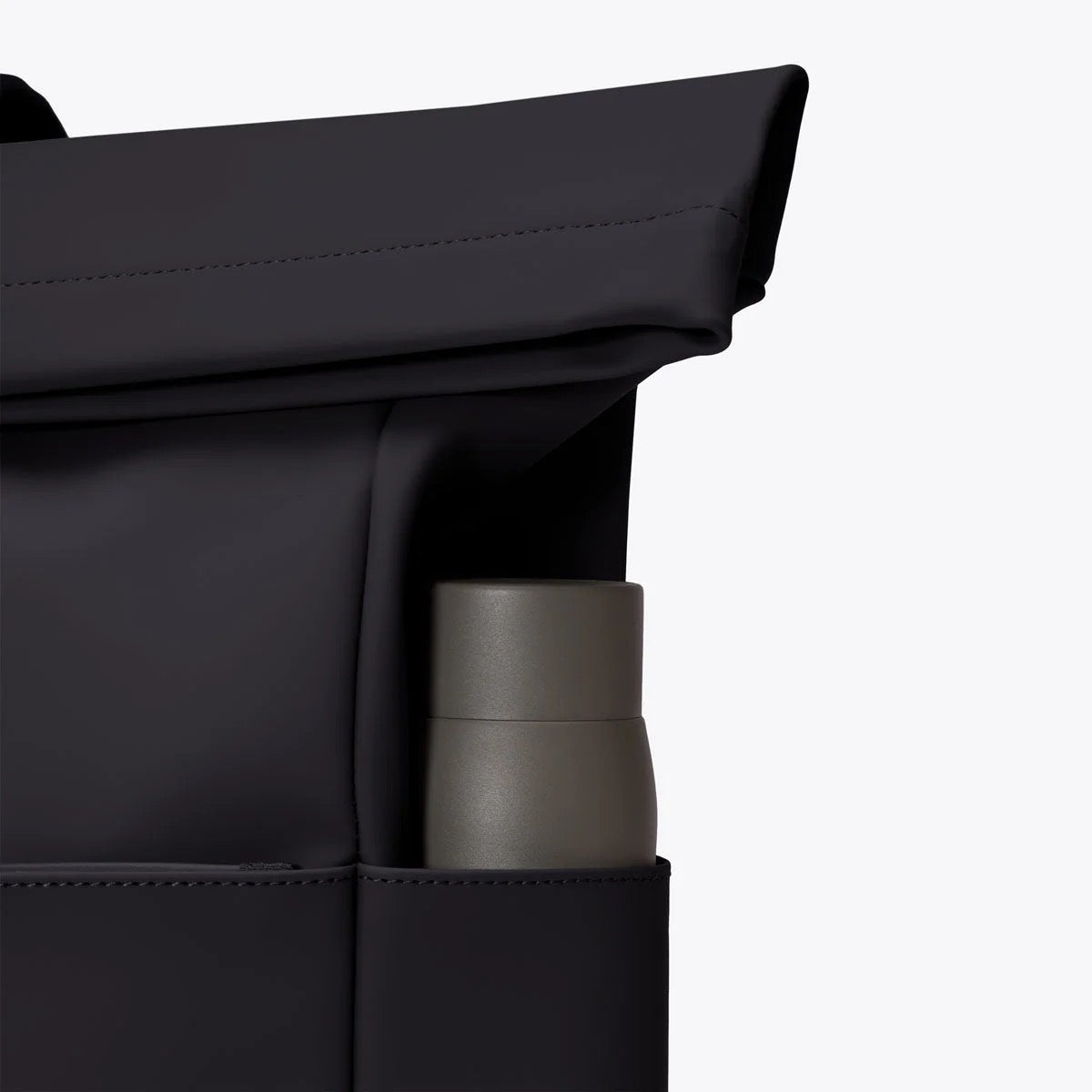 Yuto Backpack in Black