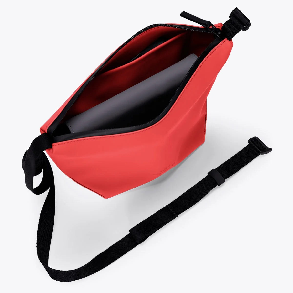 Nola Crossbody/Handbag in Red